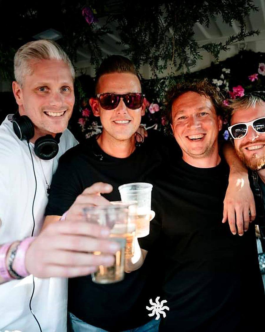 Backstage met vrienden